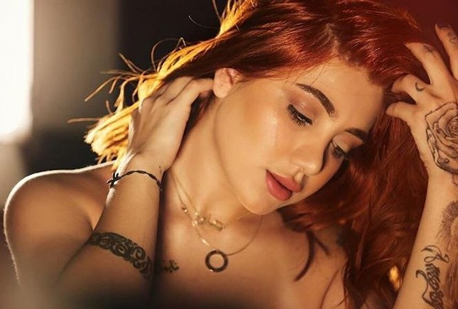 Showbiz 28/9: Phạm Quỳnh Anh liên tục khóc khi nói về tin đồn ly hôn ảnh 1