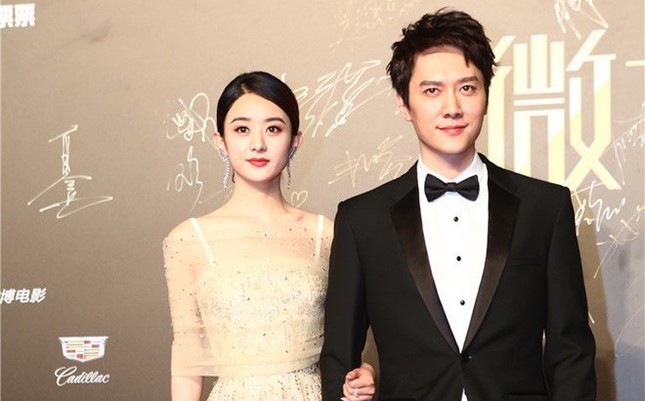 Showbiz 1/1/2019: Nữ ca sĩ Hàn bị 'ném đá’ vì mặc lộ vòng 3 phản cảm ảnh 6
