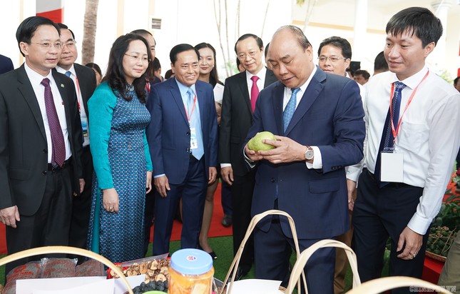 Chùm ảnh: Thủ tướng dự hội nghị xúc tiến đầu tư vào Lạng Sơn ảnh 3