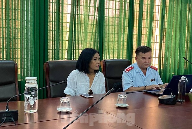 Showbiz 12/11: Công Vinh bất ngờ xóa bài đăng về antifan tấn công Thủy Tiên ảnh 2