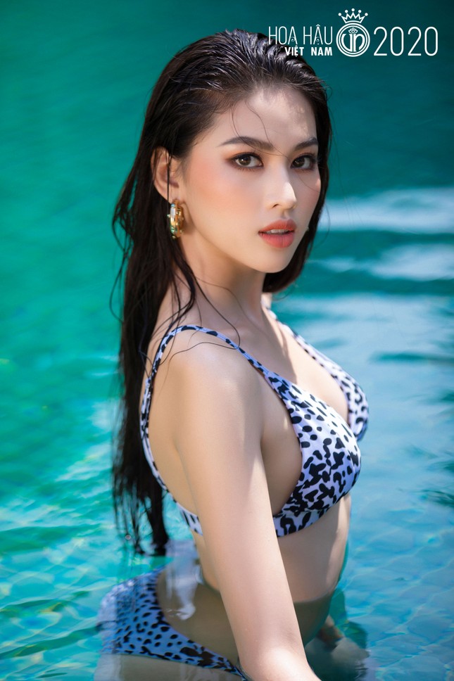 5 cô gái mặc bikini đẹp nhất Hoa hậu Việt Nam 2020 trình diễn áo tắm ảnh 4