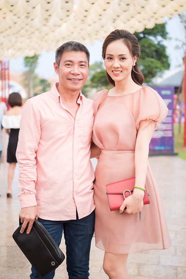 NSND Công Lý cưới bạn gái kém 15 tuổi vào đầu năm mới ảnh 1