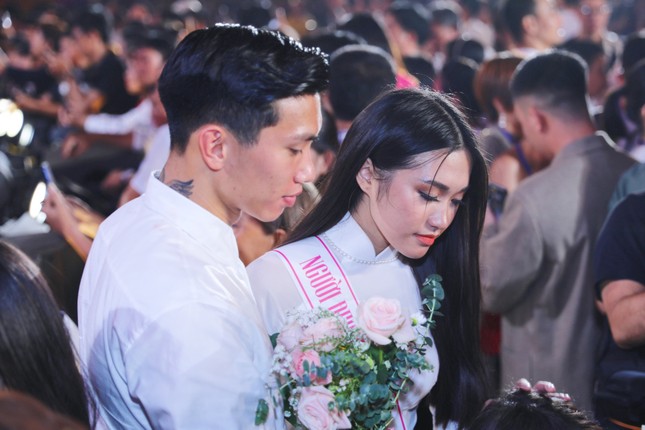 Động thái bất ngờ của Đoàn Văn Hậu khiến dân tình 'réo' tên Doãn Hải My ảnh 3
