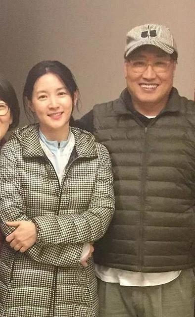 Showbiz 30/12: Việt Hương lên tiếng về việc hỗ trợ đưa tro cốt Vân Quang Long về Việt Nam ảnh 6