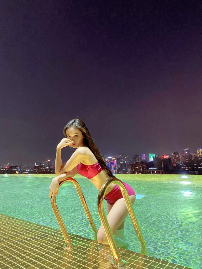 Dàn người đẹp Hoa hậu Việt Nam 2020 tung ảnh bikini đầu năm cực quyến rũ ảnh 7