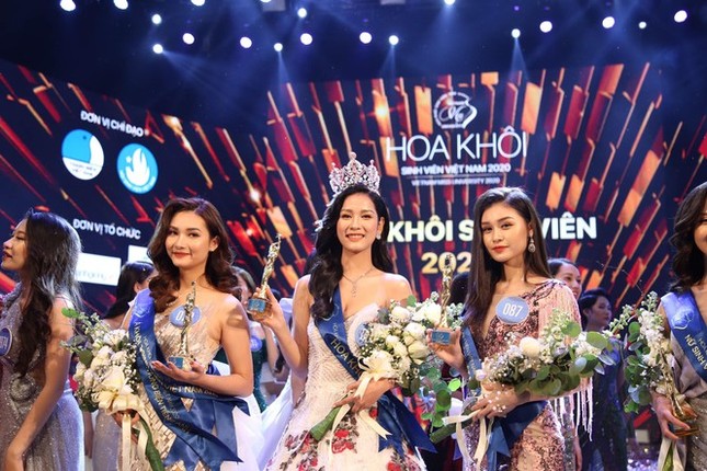 Showbiz 22/1: Hình ảnh mới nhất của Sơn Tùng M-TP giữa ồn ào chia tay Thiều Bảo Trâm ảnh 6