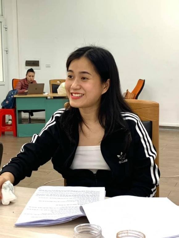 Showbiz 25/1: Nghệ sĩ Chí Trung hé lộ Lâm Vỹ Dạ tham gia Táo quân 2021? ảnh 1