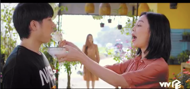 Lối về miền hoa tập 11: Lợi (Trọng Lân) có nguy cơ sập bẫy lừa đảo mua bán lan đột biến ảnh 4