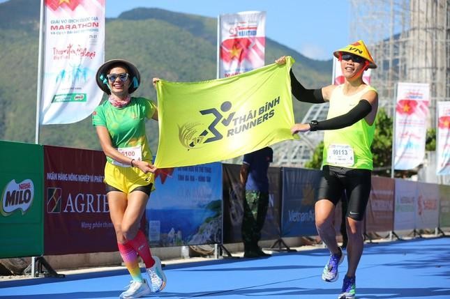 Ấn tượng đường chạy Tiền Phong Marathon 2022 ảnh 13