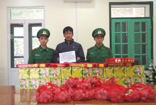 Cuối năm nóng chuyện pháo lậu ảnh 2