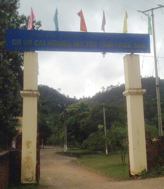 Yêu sách đòi rượu bia bất thành, 14 học viên trốn trại cai nghiện ảnh 1