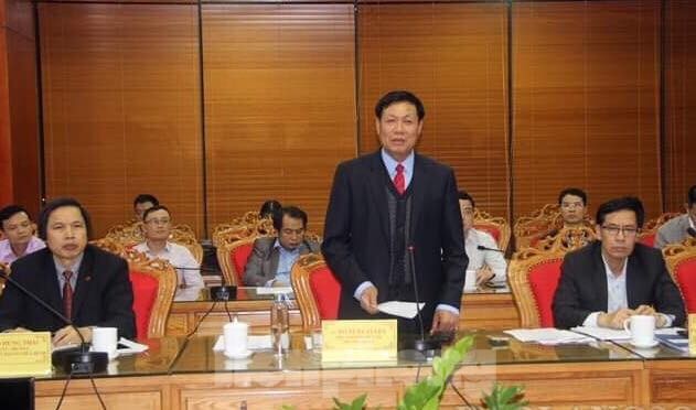 Thứ trưởng Bộ Y tế kiểm tra công tác phòng, chống dịch viêm phổi cấp ở biên giới ảnh 2