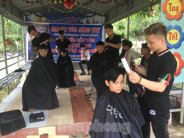 Mang nước sạch về cho trẻ em Lạng Sơn ảnh 5