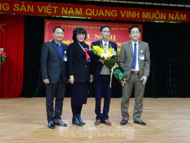 Bổ nhiệm Phó giám đốc Sở Tài chính, Giao thông vận tải Lạng Sơn ảnh 2