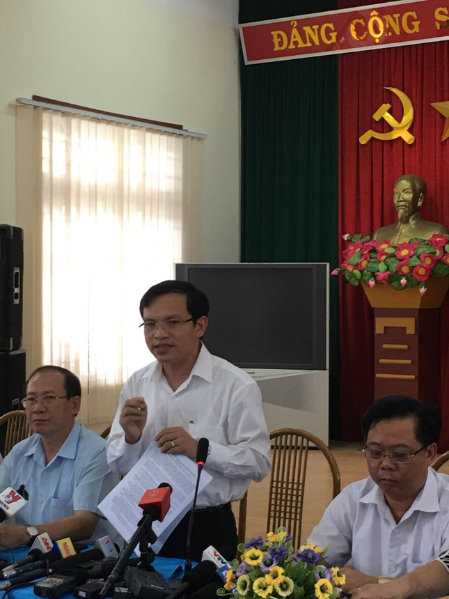 Phó Giám đốc Sở Giáo dục cùng 4 cán bộ sửa điểm thi ở Sơn La ảnh 2