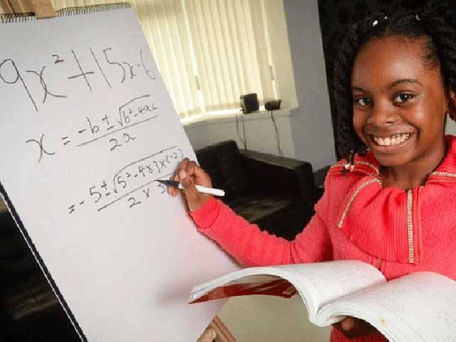 Bố mẹ của thần đồng toán học Anh - Esther Okade đang định làm điều gì?