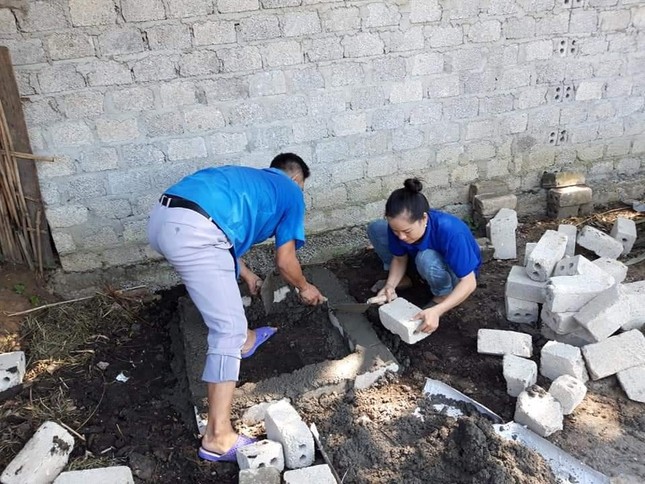 Nữ Bí thư Đoàn năng nổ tận tâm, thổi 'luồng gió mới' nơi mảnh đất rẻo cao ảnh 4