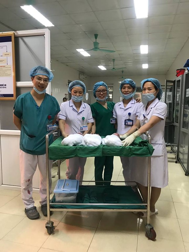 Nghệ An: Sản phụ 23 tuổi sinh 3 hiếm gặp ảnh 1