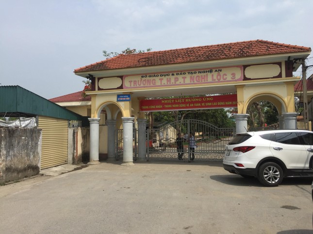 Trường THPT Nghi Lộc 3 nói gì về 'nhà báo quốc tế' Lê Hoàng Anh Tuấn? ảnh 1