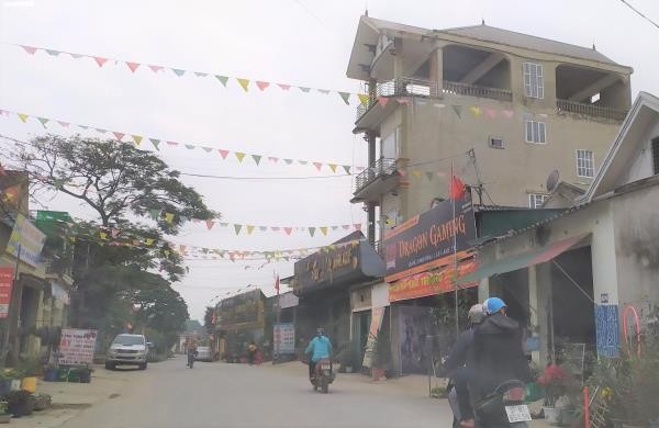 Hàng trăm cảnh sát bao vây ổ bạc bên bờ sông Lam ảnh 1