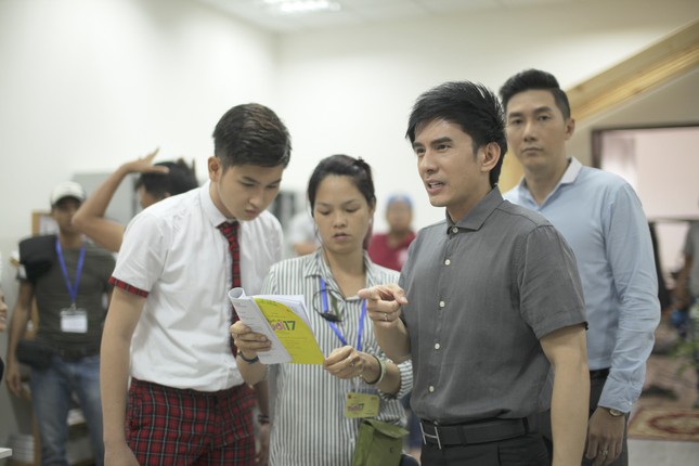Đan Trường đóng vai thầy giáo trong phim về chủ đề mang thai tuổi 17 ảnh 2