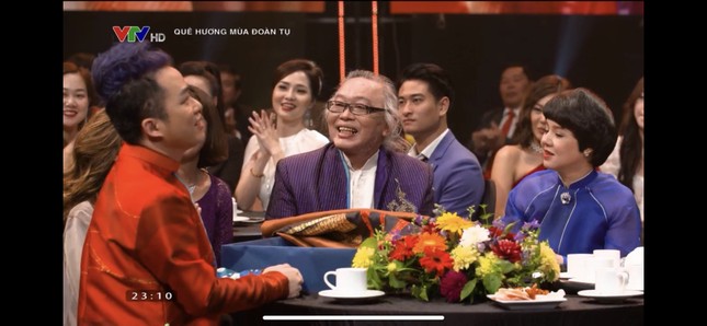 Xúc động gặp những gia đình nghệ sỹ lớn lần đầu hội ngộ trong đêm giao thừa ảnh 4