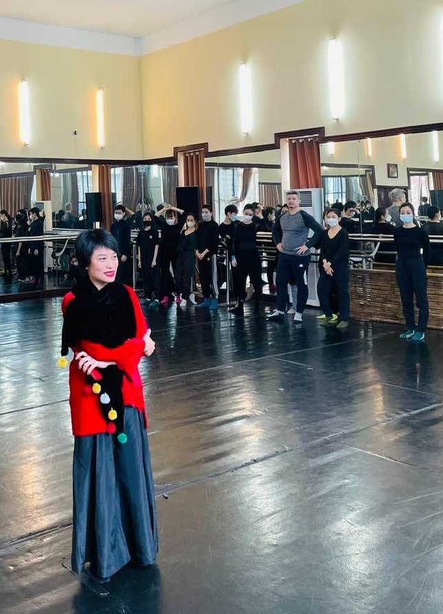 NSƯT Trần Ly Ly làm quyền Cục trưởng Nghệ thuật biểu diễn ảnh 1