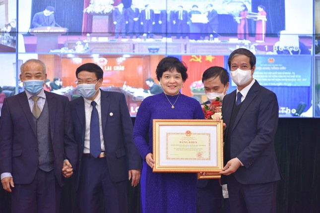 Bộ trưởng Nguyễn Kim Sơn: Tránh coi trường chuyên là nơi để có huân huy chương, thành tích ảnh 2