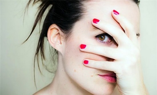 7 điều gây hại cho đôi mắt ảnh 2