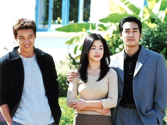 Ảnh đám cưới bí mật của Won Bin - Lee Na Young ảnh 10