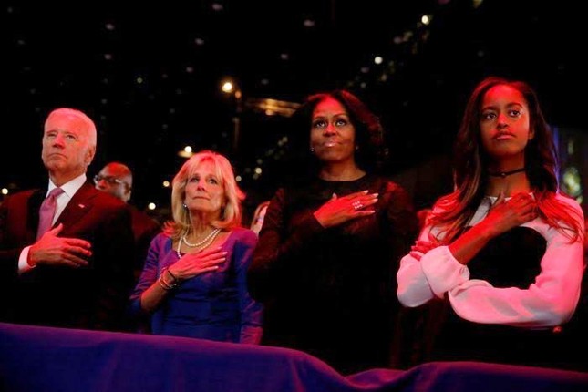 Bài phát biểu đầy xúc động của ông Obama ảnh 1