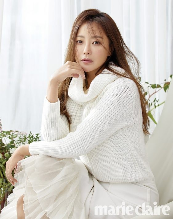 Ngỡ ngàng nhan sắc tinh khôi của người đẹp Kim Hee Sun ảnh 3