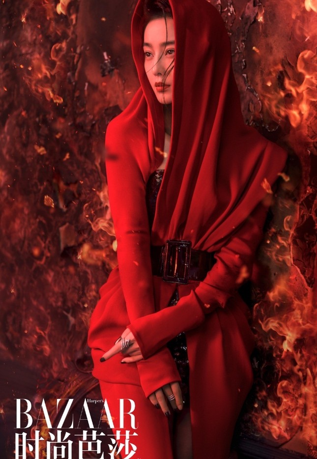 Phạm Băng Băng quyến rũ mê hồn ‘mở hàng’ Harper’s Bazaar 2018 ảnh 4