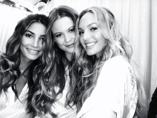 Thiên thần nội y Lily Aldridge mang bầu bé thứ 2 ảnh 12