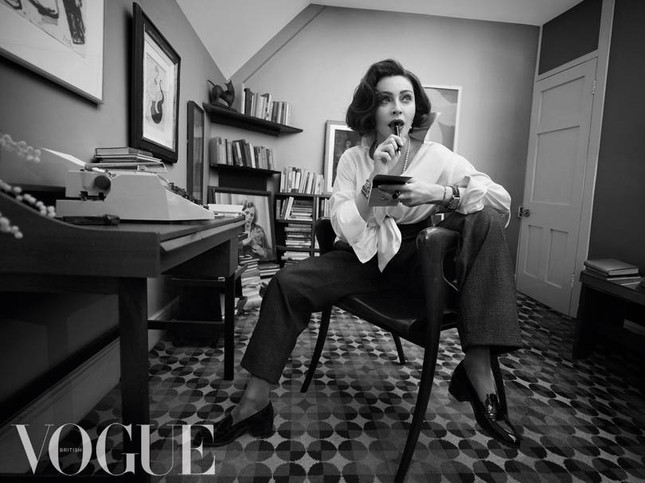 'Nữ hoàng nhạc pop' Madonna 60 tuổi vẫn quá đẹp và quyến rũ ảnh 2