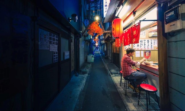 Ngày càng nhiều người trẻ không về nhà ăn tối, không trò chuyện với người thân ảnh 1