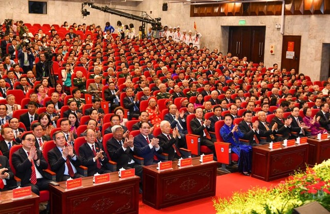 Xây dựng người Hà Nội có lối sống nhân ái, nghĩa tình ảnh 1