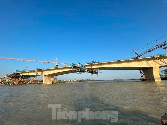 Hình hài cầu cao tốc Bắc - Nam vượt sông Chu tại Thanh Hóa ảnh 7