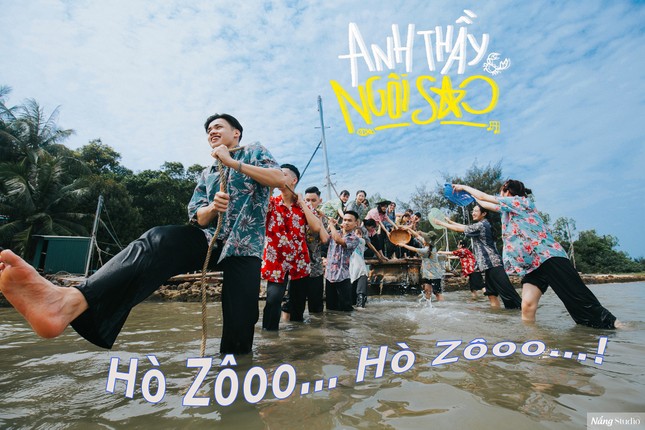 Kỷ yếu 'lớp người ta' ảnh 2