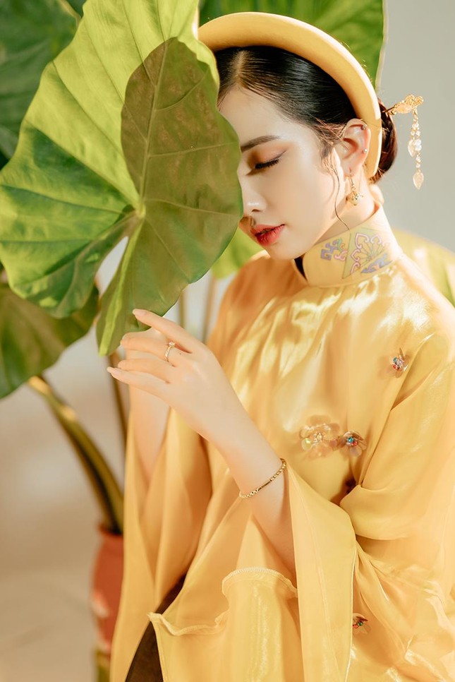 Đạt nhiều thành tích nổi bật trong các cuộc thi về sắc đẹp, vừa qua, Thanh Bình đã trở thành Đại sứ Du lịch thân thiện với cộng đồng năm 2021 của tỉnh Quảng Trị