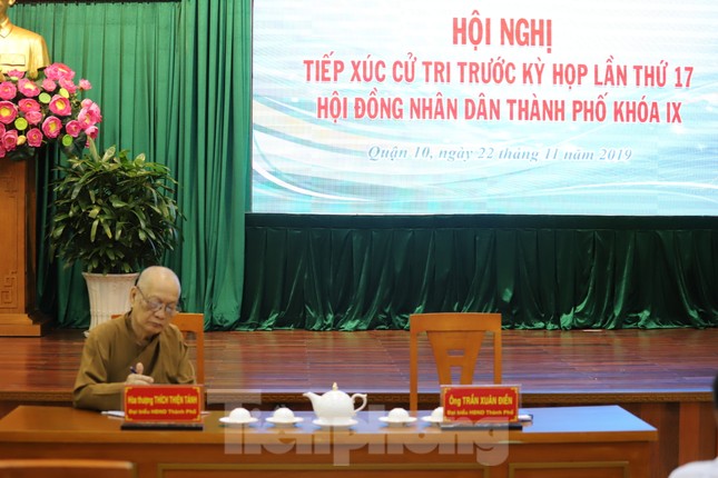 Ông Tất Thành Cang vắng mặt tại buổi tiếp xúc cử tri vì 'công việc đột xuất' ảnh 2