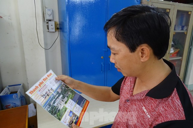 Người dân TPHCM đi bỏ phiếu về việc thành lập TP Thủ Đức ảnh 4