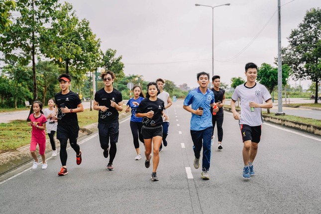 Không thể bỏ lỡ giải chạy bộ online “Chạy ngay đi – Đánh tan Sars-Cov” ảnh 1