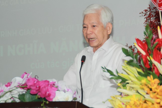 Nguyên Bí thư T.Ư Đoàn ra mắt cuốn tự truyện “Một đời nghĩa nặng tình sâu” ảnh 4