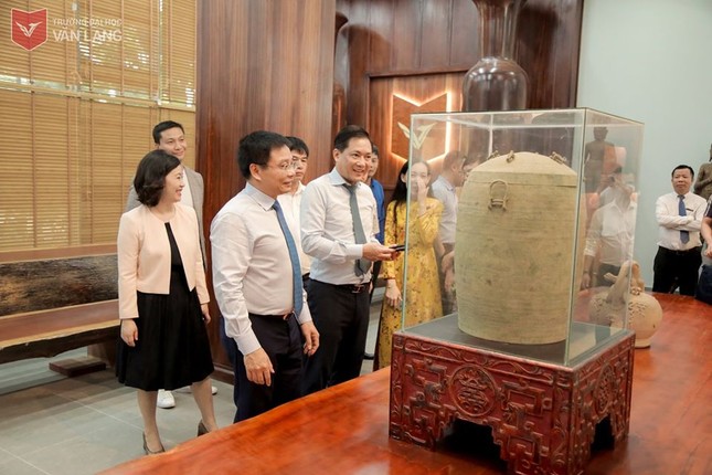 Đại học sẽ chuyển mạnh sang đào tạo trực tuyến ảnh 1