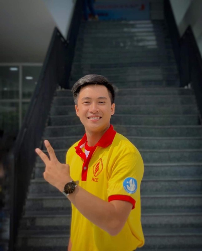 “Nam thần” Chủ tịch Hội với cú đúp giải thưởng danh giá ảnh 1