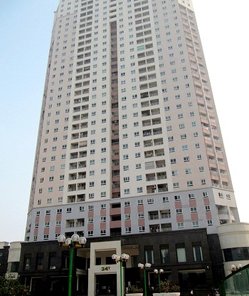 Hà Nội: Thang máy treo lơ lửng ở tòa nhà 34 tầng ảnh 1