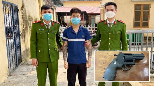 Rút súng bắn tài xế taxi vì... không tìm được bạn gái ảnh 1