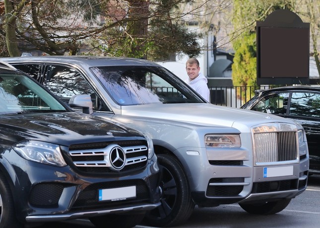 Cristiano Ronaldo tậu 'siêu SUV' Rolls-Royce Cullinan ảnh 2