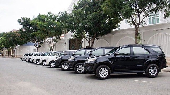 Thuê xe tự lái dịp nghỉ lễ 30/4 cần chú ý những gì? ảnh 1